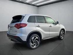 Weiß Neu 2025 Suzuki Vitara SUV | 25.949 € (Fairer Preis)