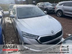 Brilliantsilber metallic Gebraucht 2020 Skoda Octavia First Edition Kombi | 19.999 € (Superpreis)