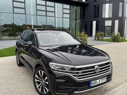 Schwarz Gebraucht 2018 VW Touareg R-line SUV | 38.999 € (Etwas zu teuer)