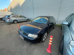 Blau Gebraucht 2000 Audi A3 Kleinwagen | 1.699 € (Fairer Preis)