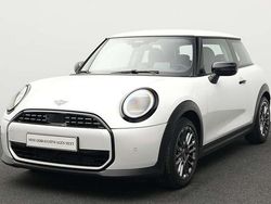 Weiß Gebraucht 2024 Mini Cooper Classic Kleinwagen | 24.351 € (Guter Preis)