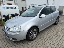 Silber Gebraucht 2006 VW Golf V Goal Limousine | 3.500 € (Guter Preis)