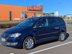 Blau Gebraucht 2010 VW Touran Highline Van / Kleinbus | 5.900 € (Guter Preis)