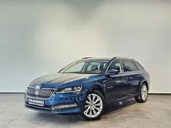 Lava blau (metallic) Gebraucht 2024 Skoda Superb Sport Kombi | 39.740 € (Guter Preis)
