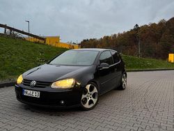 Schwarz Gebraucht 2005 VW Golf V Kleinwagen | 4.500 €