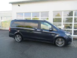 Blau Gebraucht 2014 Mercedes V220 Edition Van / Kleinbus | 31.400 € (Fairer Preis)