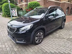 Schwarz Gebraucht 2019 Peugeot 2008 Allure SUV | 10.900 € (Guter Preis)