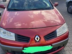 Rot Gebraucht 2006 Renault Mégane II Expression Limousine | 1.800 € (Fairer Preis)