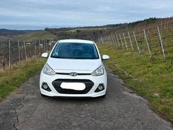 Weiß Gebraucht 2016 Hyundai i10 Kleinwagen | 4.500 € (Guter Preis)