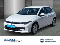 Pure white Gebraucht 2024 VW Golf VIII Life Limousine | 23.990 € (Guter Preis)