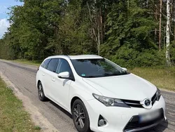 Gebraucht 2015 Toyota Auris Hybrid Kombi | 11.700 € (Fairer Preis)