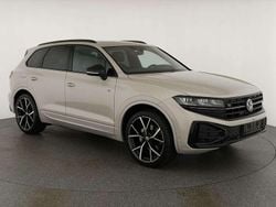 Sechura beige metallic Neu 2025 VW Touareg R-line SUV | 80.595 € (Superpreis)