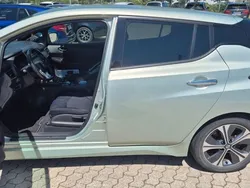 Grün Gebraucht 2018 Nissan Leaf N-Connecta Kleinwagen | 11.400 € (Fairer Preis)