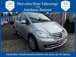 Silber Gebraucht 2011 Mercedes A160 Avantgarde Van / Kleinbus | 10.900 €