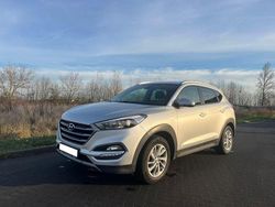 Silber Gebraucht 2015 Hyundai Tucson Style SUV | 9.490 € (Fairer Preis)