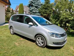 Silber Gebraucht 2016 VW Sharan Comfortline Van / Kleinbus | 19.200 € (Fairer Preis)