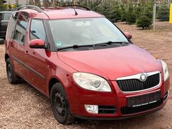 Rot Gebraucht 2007 Skoda Roomster Style Van / Kleinbus | 1.499 € (Guter Preis)