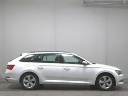 Candyweiss Gebraucht 2018 Skoda Superb Active Kombi | 13.250 € (Guter Preis)