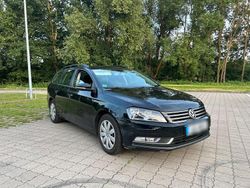 Schwarz Gebraucht 2013 VW Passat Kombi | 8.200 € (Fairer Preis)
