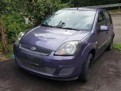 Violet Gebraucht 2006 Ford Fiesta Kleinwagen | 450 €