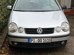 Grau Gebraucht 2001 VW Polo Basis Limousine | 3.000 €