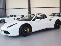 Weiß Gebraucht 2019 Ferrari 488 Cabrio | 229.899 €