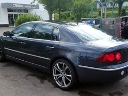 Blau Gebraucht 2009 VW Phaeton Limousine | 4.900 € (Guter Preis)