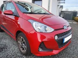Rot Gebraucht 2018 Hyundai i10 YES! Kleinwagen | 7.800 € (Guter Preis)