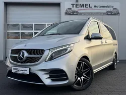 Silber Gebraucht 2020 Mercedes V250 Avantgarde Edition Van / Kleinbus | 48.300 € (Etwas zu teuer)