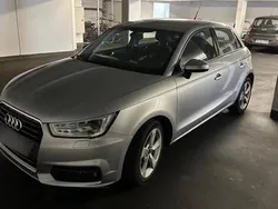 Silber Gebraucht 2015 Audi A1 Sportback Design Kleinwagen | 9.200 € (Etwas zu teuer)
