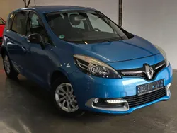 Blau Gebraucht 2015 Renault Scénic III LIMITED Van / Kleinbus | 5.990 € (Guter Preis)