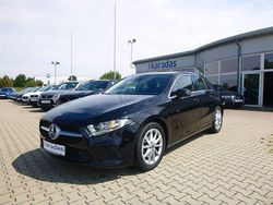 Schwarz Gebraucht 2020 Mercedes A180 Limousine | 23.450 € (Fairer Preis)
