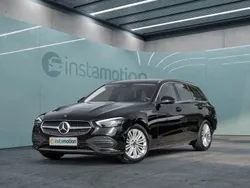 Schwarz Gebraucht 2024 Mercedes 200 Avantgarde Van / Kleinbus | 37.700 € (Fairer Preis)