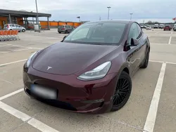 Rot Gebraucht 2024 Tesla Model Y Performance SUV | 49.900 € (Teuer)