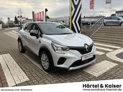 Perlmuttweiß metallic + blackpearlschwarz (weiß) Gebraucht 2023 Renault Captur Equilibre SUV | 16.950 € (Guter Preis)