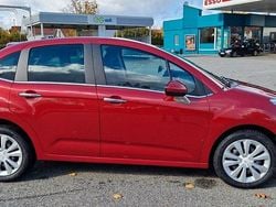 Rot Gebraucht 2011 Citroën C3 SELECTION Limousine | 5.099 € (Fairer Preis)