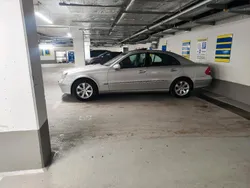 Mercedes E320