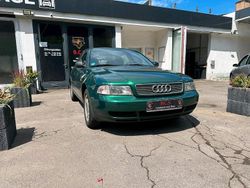 Grün Gebraucht 1999 Audi A4 Comfort Limousine | 890 € (Guter Preis)