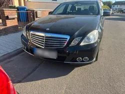 Schwarz Gebraucht 2009 Mercedes E220 Limousine | 7.600 € (Fairer Preis)
