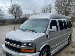 Silber Gebraucht 2011 Chevrolet Express SE Van / Kleinbus | 33.000 €