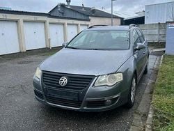 Silber Gebraucht 2006 VW Passat Kombi | 2.500 € (Etwas zu teuer)