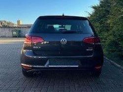 Grau Gebraucht 2015 VW Golf VII LOUNGE Limousine | 13.000 € (Fairer Preis)