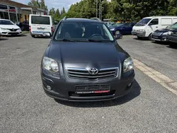 Grau Gebraucht 2007 Toyota Avensis Executive Kombi | 1.499 € (Guter Preis)