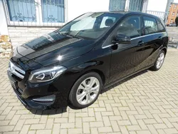 Nachtschwarz Gebraucht 2016 Mercedes B180 Van / Kleinbus | 16.750 € (Fairer Preis)