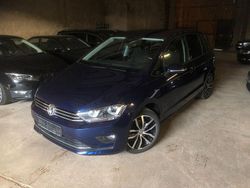 Blau Gebraucht 2018 VW Golf VII Sound Limousine | 13.990 € (Guter Preis)