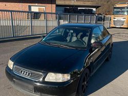 Schwarz Gebraucht 2002 Audi A3 Kleinwagen | 950 € (Superpreis)