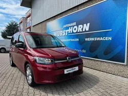 Rot Gebraucht 2022 VW Caddy Maxi Life Van / Kleinbus | 30.900 € (Etwas zu teuer)