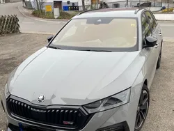 Grau Gebraucht 2020 Skoda Octavia First Edition Kombi | 31.450 € (Etwas zu teuer)