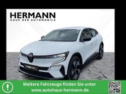 Arktisweiß (weiß) Gebraucht 2022 Renault Megane E-Tech Limousine | 19.201 € (Guter Preis)
