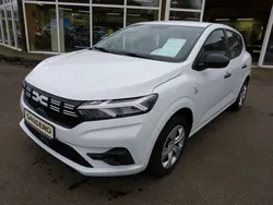 Arktisweiß Neu 2024 Dacia Sandero Essentiel Kleinwagen | 15.900 € (Etwas zu teuer)